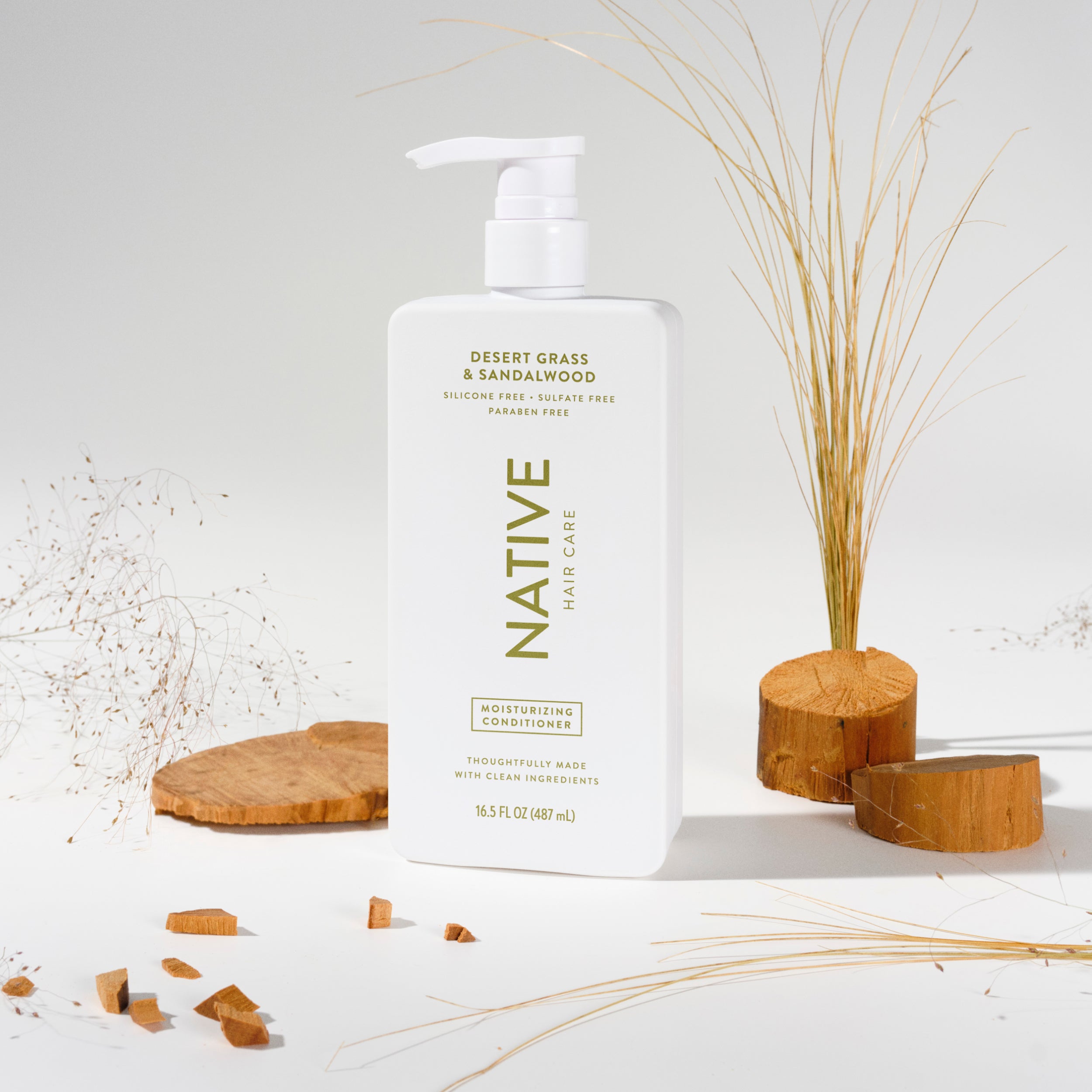 Moisturizing Conditioner Classic Desert Grass and Sandalwood 16.5oz Daily Routine